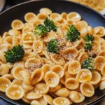 Cremige Erdnuss Brokkoli Orecchiette Pasta