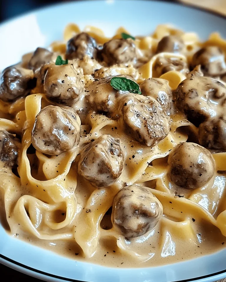 Cremige Pasta in Pilz-Sahne-Sauce mit Hackfleischbällchen
