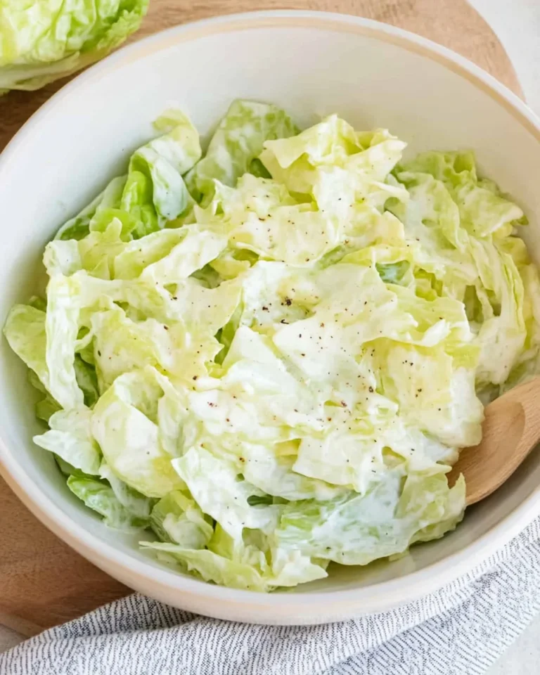Eisbergsalat-Dressing mit Schmand und Zitrone