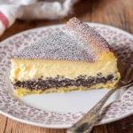 Saftiger Mohnkuchen mit Pudding & Schmand (schnelles Rezept)